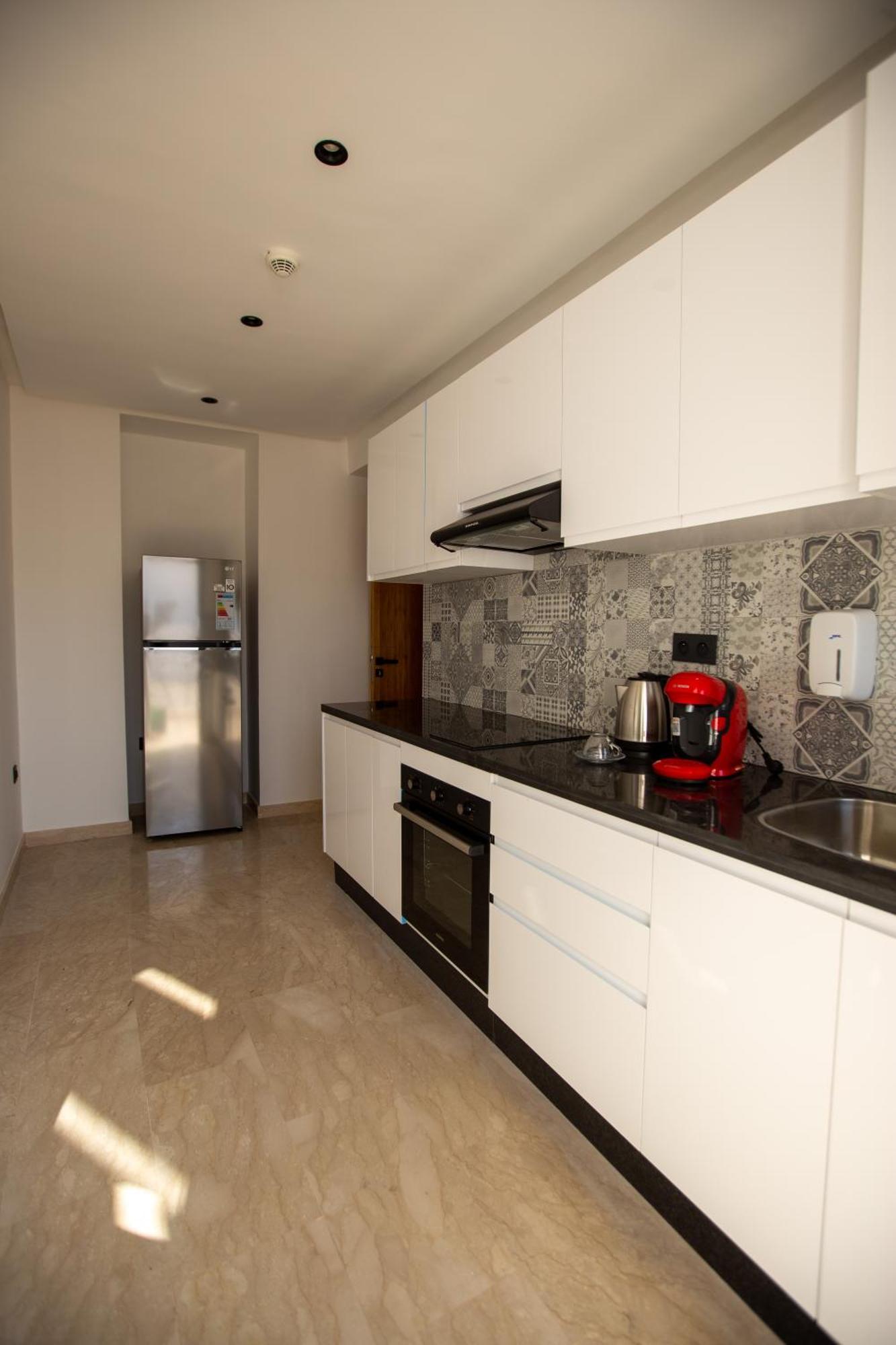 Spinoza House Apartahotel *